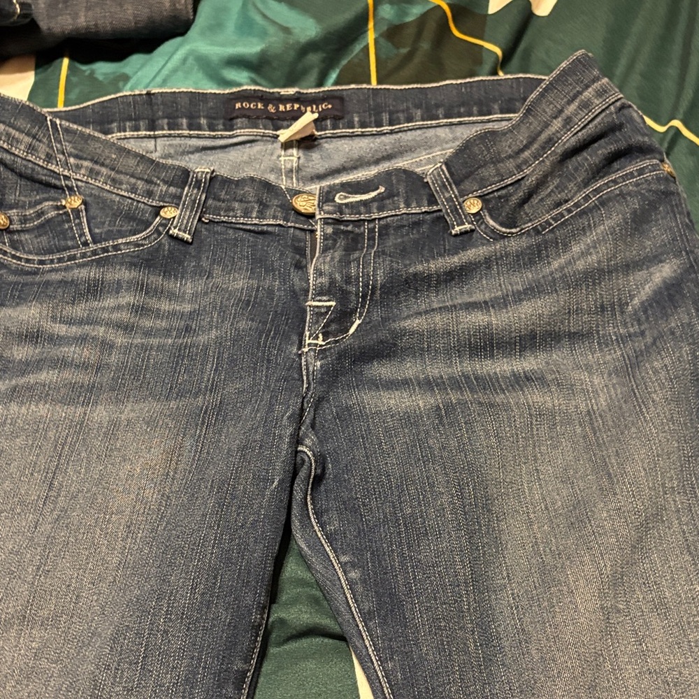 Rock & Republic Women's Dark Blue Skinny Jeans, great condition.